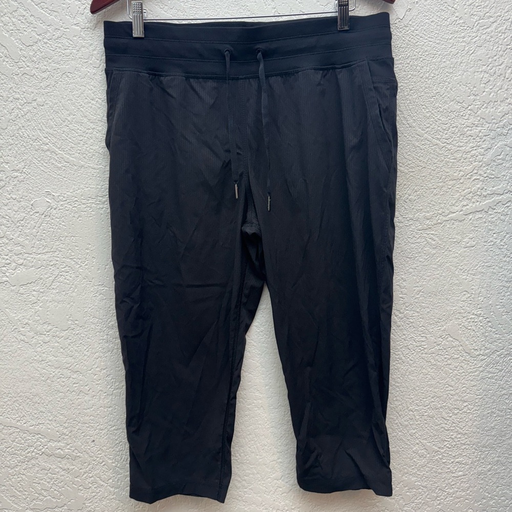 Lululemon Dance Studio Crop NWOT size 12 Black
